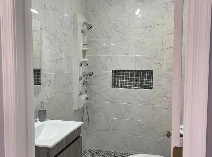 Daisy's Place Апартаменты