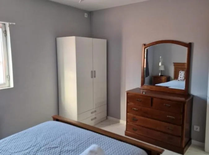 Daisy's Place * Аркуш-ди-Валдевеш